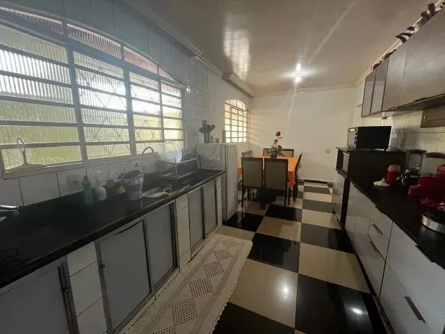 Imagem 9: Casa no Arapongas - Imóvel Todo na Laje