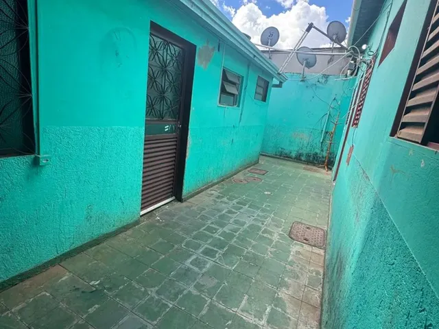 Imagem 5: Qnp 13, P Norte - Casa de Dois Quartos, com Moradia nos Fundos e Aceita Financiamento