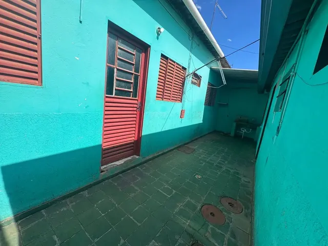 Imagem 16: Qnp 13, P Norte - Casa de Dois Quartos, com Moradia nos Fundos e Aceita Financiamento
