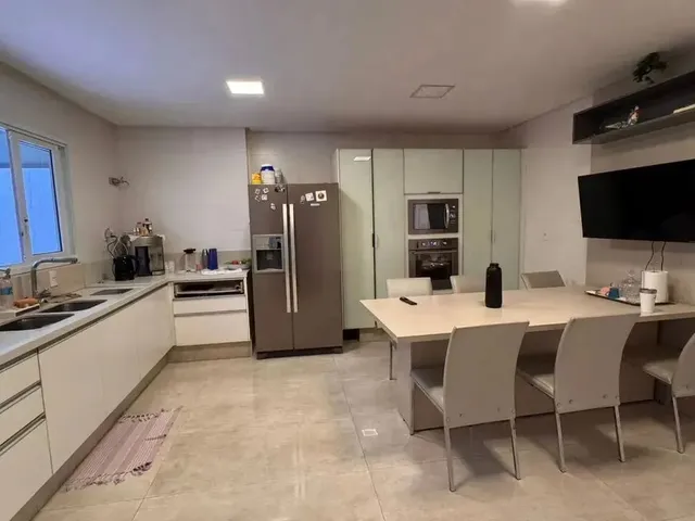 Imagem 2: Qna 44 - Excelente Sobrado Moderno