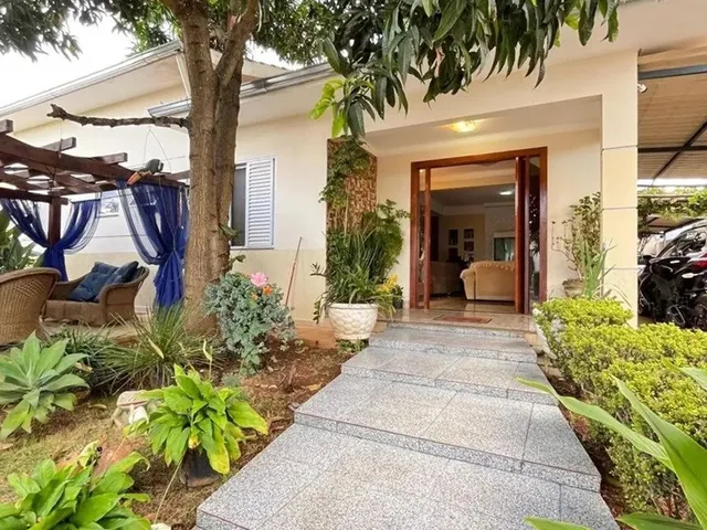 Imagem 6: Casa 5 Quartos Sendo 3 Suítes e Área de Lazer - com Habite-Se, Aceita Financiamento!