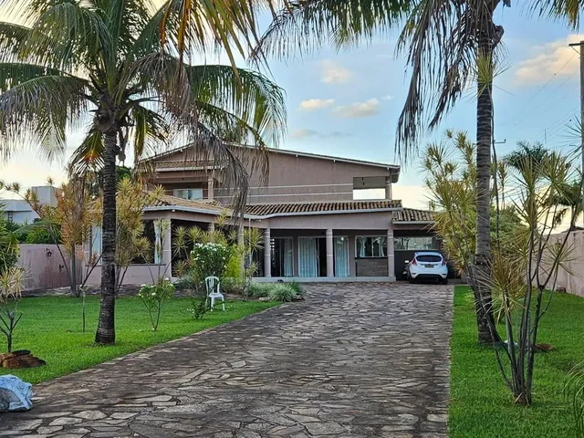 Imagem: Casa Impecável Lote Extenso (1200 M²
