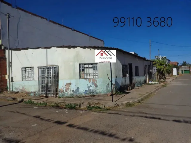 Imagem: Qr 829 Ótima Esquina com Casa Simples Escriturada