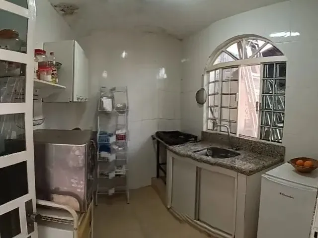 Imagem 6: Vendo Casa na Qnb 16 com 4 Quartos e 1 Suíte Master - Taguatinga Norte