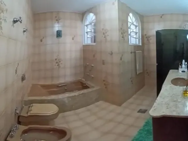 Imagem 11: Vendo Casa na Qnb 16 com 4 Quartos e 1 Suíte Master - Taguatinga Norte