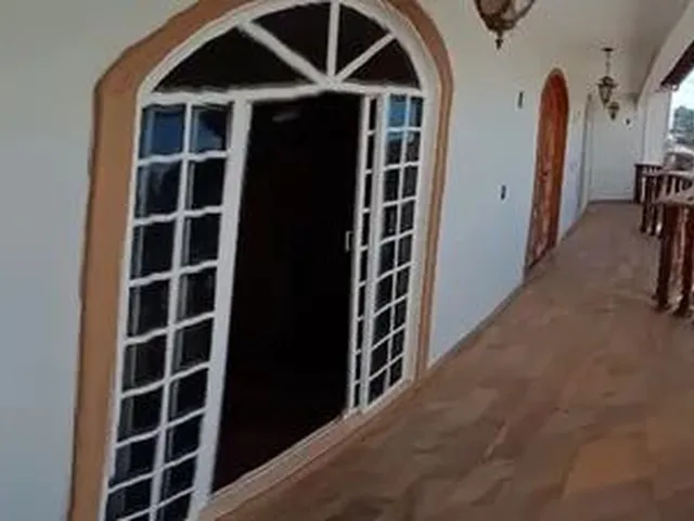 Imagem 14: Vendo Casa na Qnb 16 com 4 Quartos e 1 Suíte Master - Taguatinga Norte