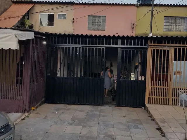 Imagem 2: Sobrado a Venda na Qn8E R Fd II