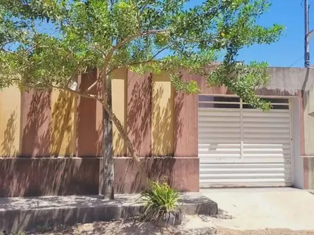 Imagem 1: Casa a Venda no Paranoá (Quadra 15