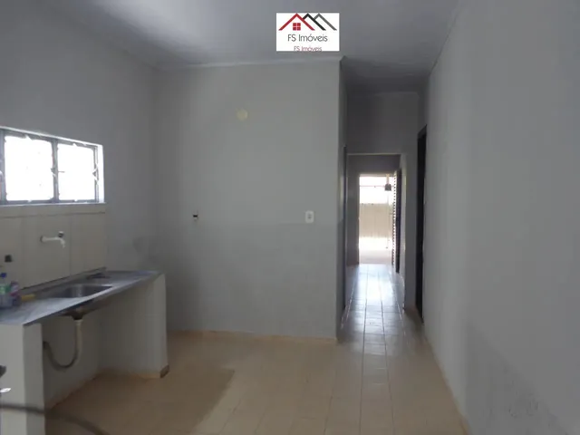 Imagem 6: Qr 310 Aceita Financiamento Ótima Casa com 3 Quartos Perto Metrô Escriturada Em