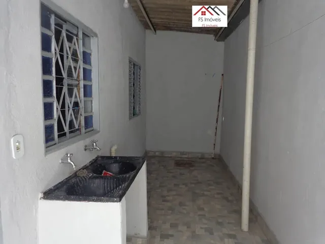 Imagem 11: Qr 310 Aceita Financiamento Ótima Casa com 3 Quartos Perto Metrô Escriturada Em