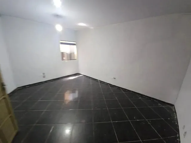 Imagem 15: Qr 501 Otimo Local, Casa Terrea 3 Quartos Amplos, Escriturada!