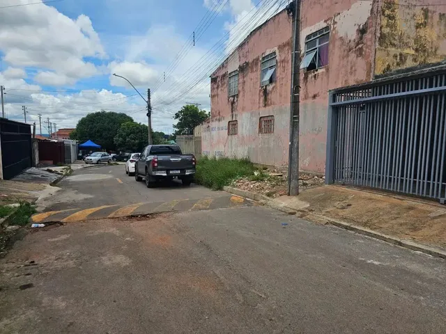 Imagem 10: Qr 501 Otimo Local, Casa Terrea 3 Quartos Amplos, Escriturada!