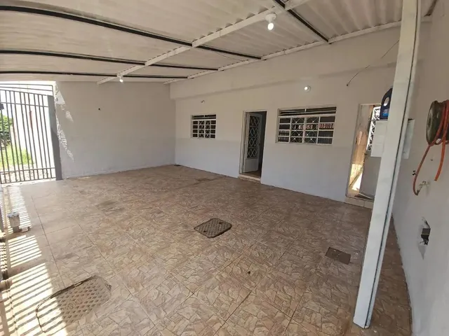 Imagem 5: Qr 501 Otimo Local, Casa Terrea 3 Quartos Amplos, Escriturada!