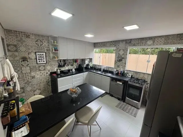 Imagem 5: Casa no Condomínio Ouro Vermelho 1 - Área de Lazer Completa + Bela Edícula Funcional !