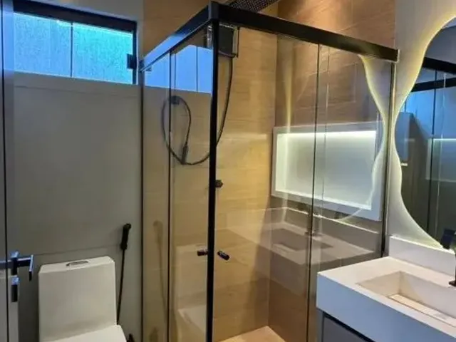 Imagem 2: Casa para Venda em Brasília, 26 de Setembro, 10 Dormitórios, 1 Suíte, 2 Banheiros, 2