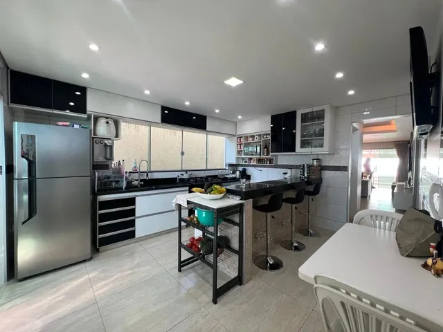 Imagem 10: Casa À Venda - Avenida da Misericórdia