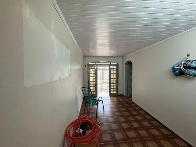 Imagem 13: Qnp 19, P Norte - Casa de Três Quartos, com Garagem para Dois Quartos