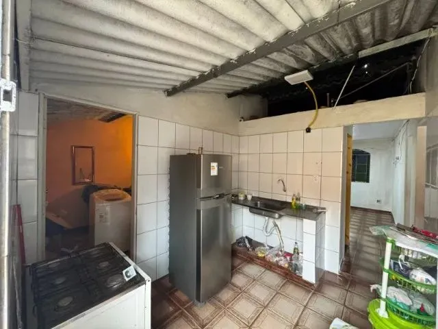 Imagem 8: Qnp 19, P Norte - Casa de Três Quartos, com Garagem para Dois Quartos