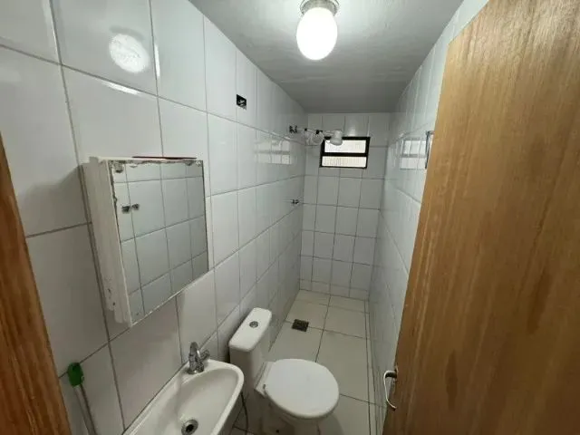 Imagem 12: Qnp 19, P Norte - Casa de Três Quartos, com Garagem para Dois Quartos