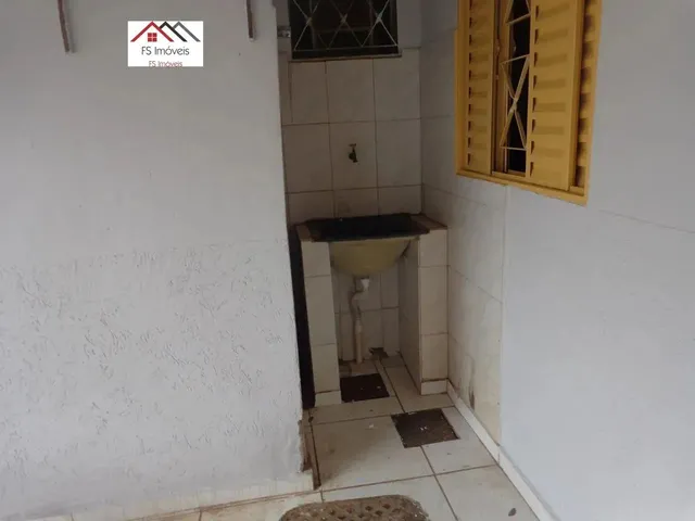 Imagem 8: Qd 101 Ótimo Lote 150 M² com Duas Casas com 1 e 2 Quartos Luz/Água Individual Recanto D