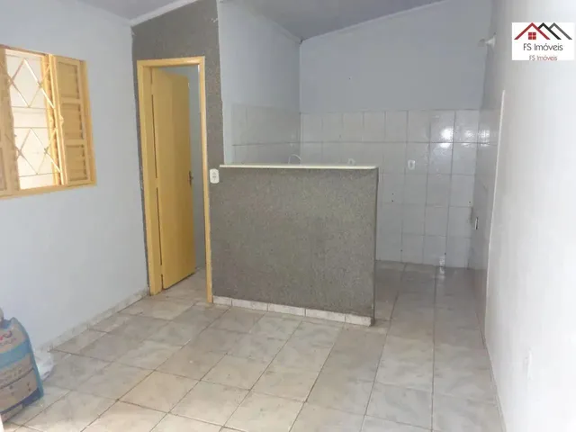 Imagem 6: Qd 101 Ótimo Lote 150 M² com Duas Casas com 1 e 2 Quartos Luz/Água Individual Recanto D
