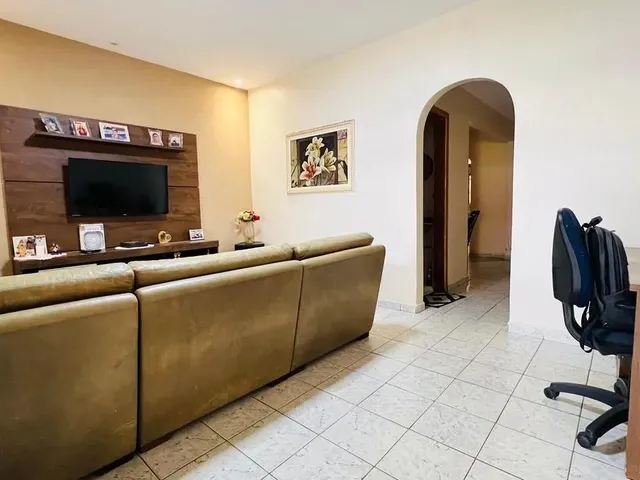 Imagem 3: Qno 3, Setor o - Casa de Três Quartos, Sendo Um Suíte e Que Aceita Financiamento