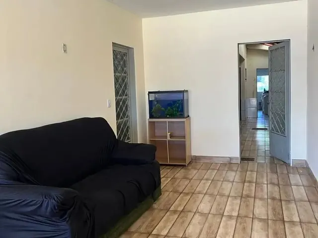 Imagem 15: Imóvel para Venda com 373 Metros Quadrados com 5 Quartos em Taguatinga Norte - Brasília
