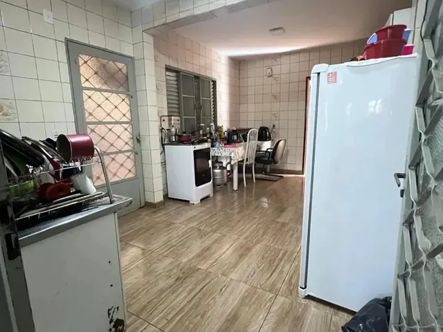 Imagem 16: Imóvel para Venda com 373 Metros Quadrados com 5 Quartos em Taguatinga Norte - Brasília