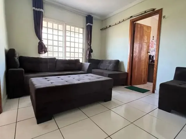 Imagem 6: Imóvel para Venda com 373 Metros Quadrados com 5 Quartos em Taguatinga Norte - Brasília