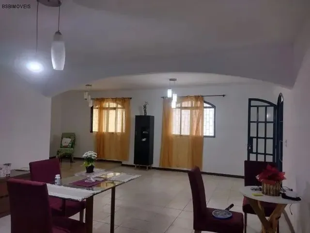 Imagem 13: Cond. Morada dos Nobres (Cond. Regularizado), Casa Térrea Estilo Colonial com 3 Quartos