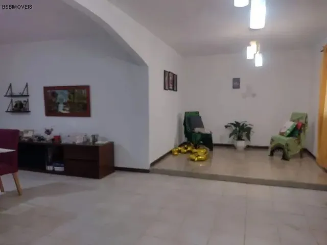 Imagem 10: Cond. Morada dos Nobres (Cond. Regularizado), Casa Térrea Estilo Colonial com 3 Quartos