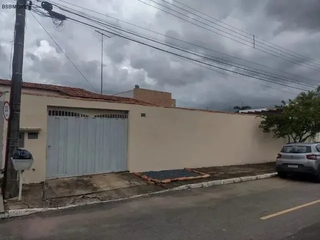 Imagem 5: Cond. Morada dos Nobres (Cond. Regularizado), Casa Térrea Estilo Colonial com 3 Quartos