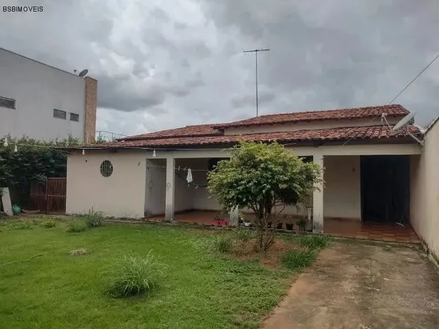 Imagem 7: Cond. Morada dos Nobres (Cond. Regularizado), Casa Térrea Estilo Colonial com 3 Quartos