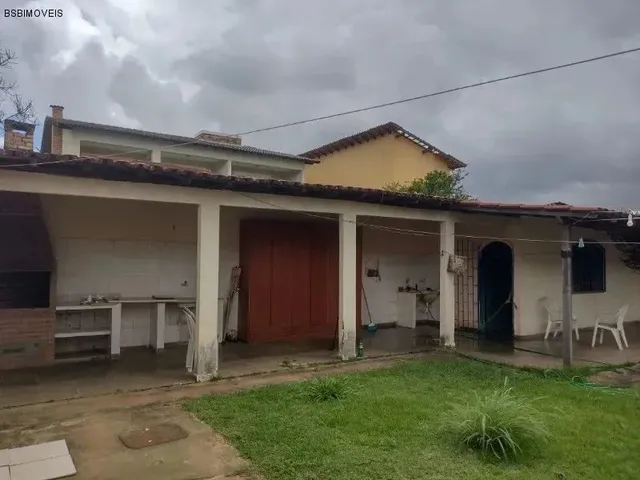 Imagem 2: Cond. Morada dos Nobres (Cond. Regularizado), Casa Térrea Estilo Colonial com 3 Quartos