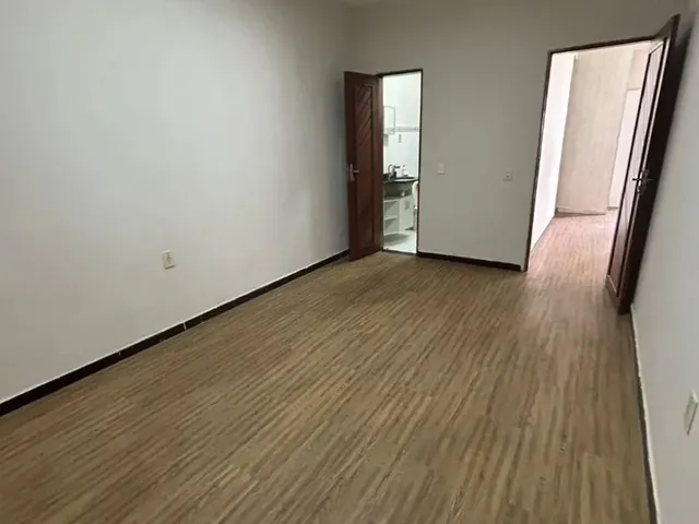 Imagem: /Casa com 3 Suítes no Cj Tiradentes