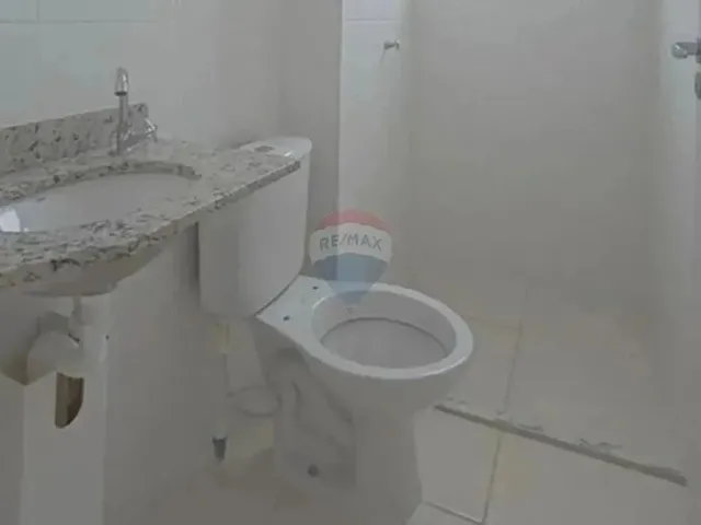 Imagem 2: Estilo Ponta Negra Andar Alto, com 2 Quartos, Sendo 1 Suíte e Excelente Ventilação
