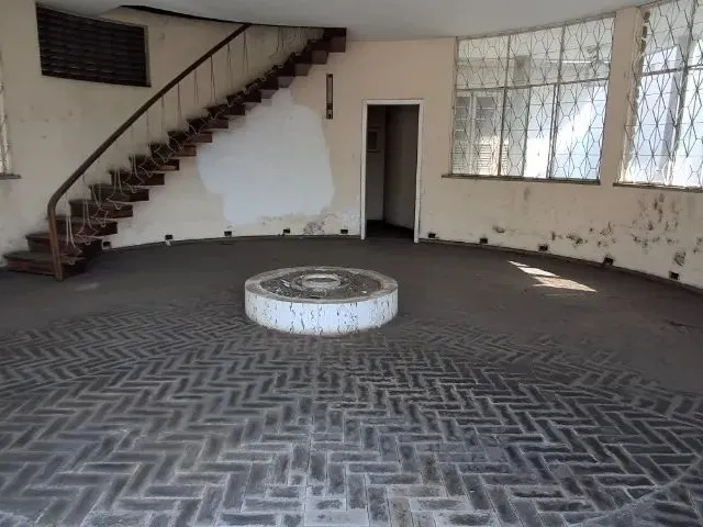 Imagem 15: Centro-Casa 2 Pavimentos-Terreno com 825M²-Comercial/Residencial-Área Para