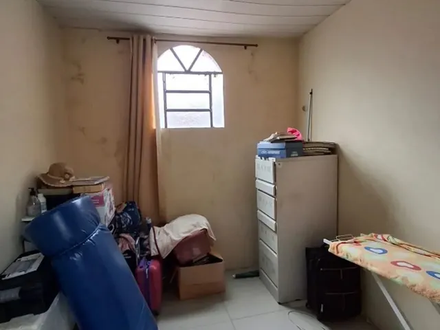 Imagem 14: Excelente Casa 2 Pisos C/ 5 Qts Sendo 4 Suítes Prox. Bola do Coroado / Titulo Definitivo