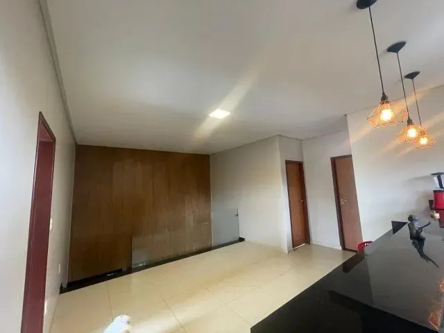 Imagem 9: Linda Casa Duplex com 03 Quartos, Sendo 01 Suíte, no Condomínio Parque Lusitano