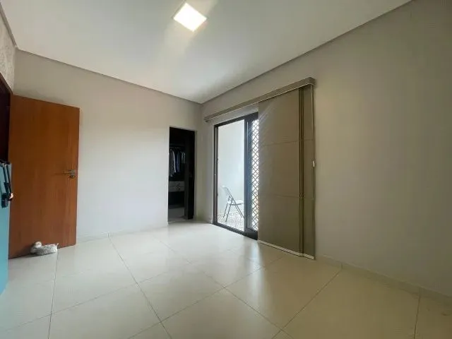 Imagem 10: Linda Casa Duplex com 03 Quartos, Sendo 01 Suíte, no Condomínio Parque Lusitano