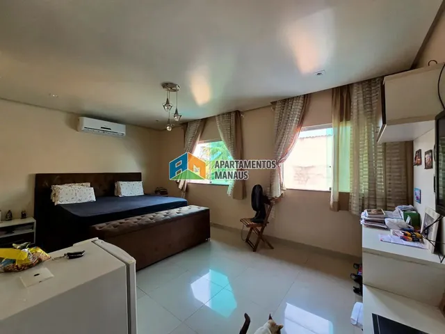 Imagem 5: Casa Duplex Conj. Nova Republica com 4 Suítes e Piscina Japiim
