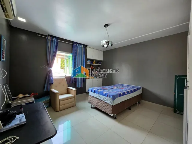 Imagem 16: Casa Duplex Conj. Nova Republica com 4 Suítes e Piscina Japiim