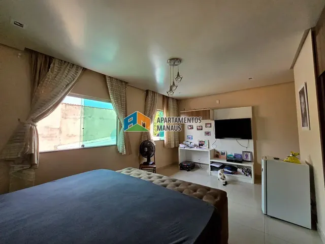 Imagem 8: Casa Duplex Conj. Nova Republica com 4 Suítes e Piscina Japiim