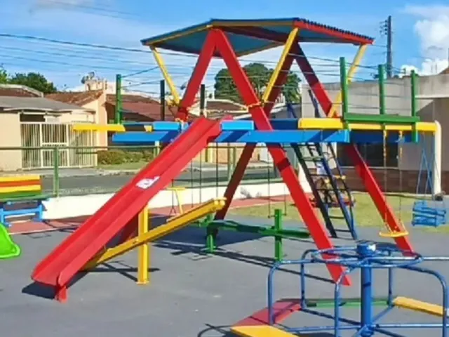 Imagem 16: Condomínio Villa dos Pássaros - Casa com 3 Quartos, 1 Suíte, Piscina, 2 Vagas, Quintal