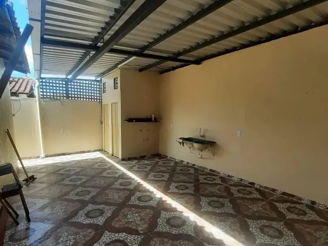 Imagem: Casa com 2 Quartos, Reformada, Aceita Financiamento