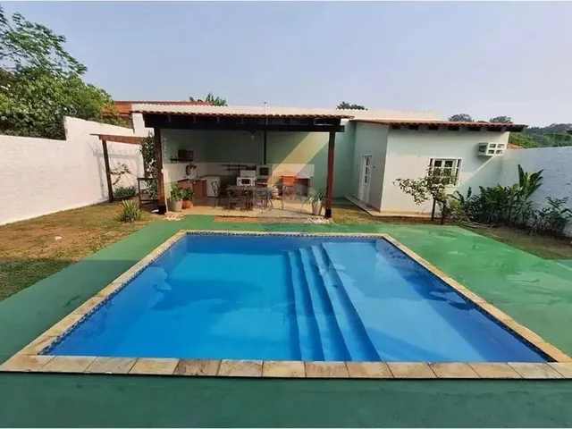 Imagem 2: Casa Semi Mobiliada com Edícula no Residencial Tarumã-Cetur , com 3 Quartos, 2 Suítes