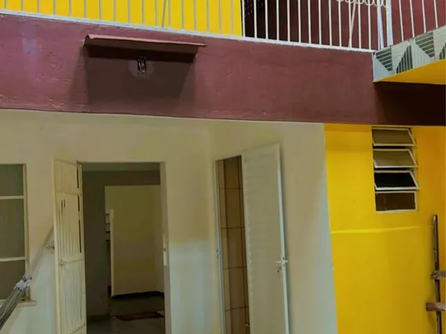 Imagem 6: Vendo Casa Ampla no Centro - Excelente para Moradia, Comércio Ou Investimento