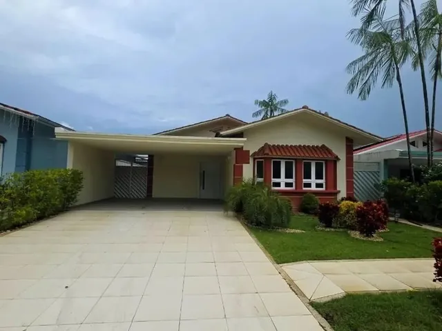 Imagem: Casa no Condomínio Alpha Garden - Flores