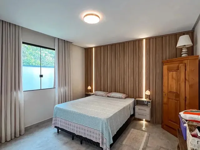 Imagem 10: Praia dos Passarinhos 03 Suítes Sendo Uma Master com Closet/ Piscina Dividindo a Cozinha