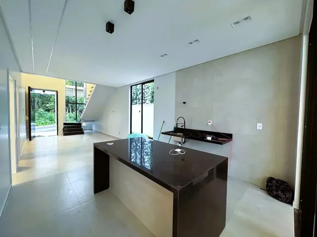 Imagem 13: Casa Duplex Sobrado Condomínio Reserva do Parque Ponta Negra 4 Suítes 360M² Financia